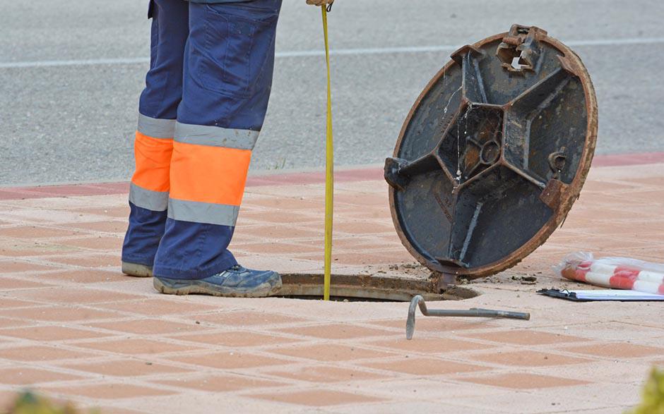 prix plombier débouchage wc Villepreux